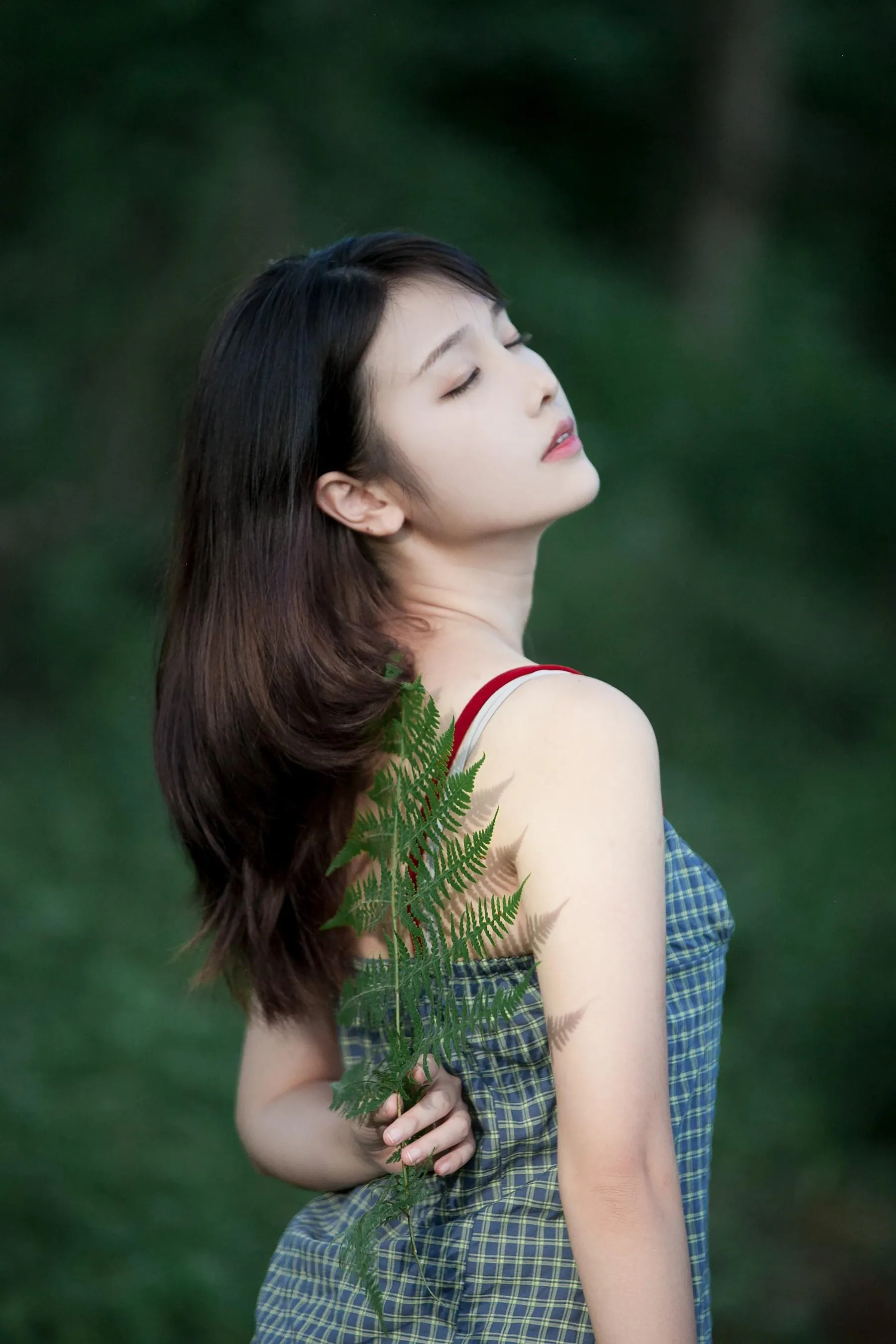 [YITUYU艺图语]2021.11.06 忘忧草 湘湘 [22P]插图